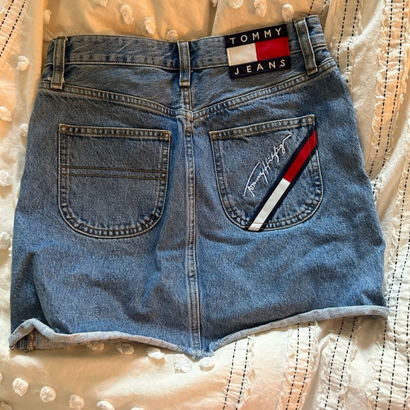 Tommy Hilfiger denim skirt ✨ - Picture 2 of 3